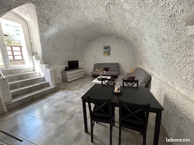 Appartement à louer, 35m², Collobrières