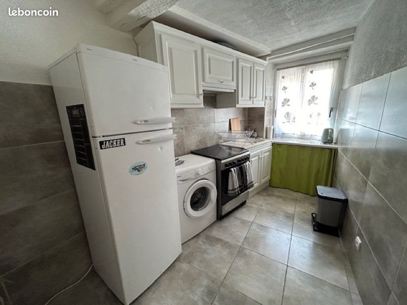 Appartement à louer, 35m², Collobrières