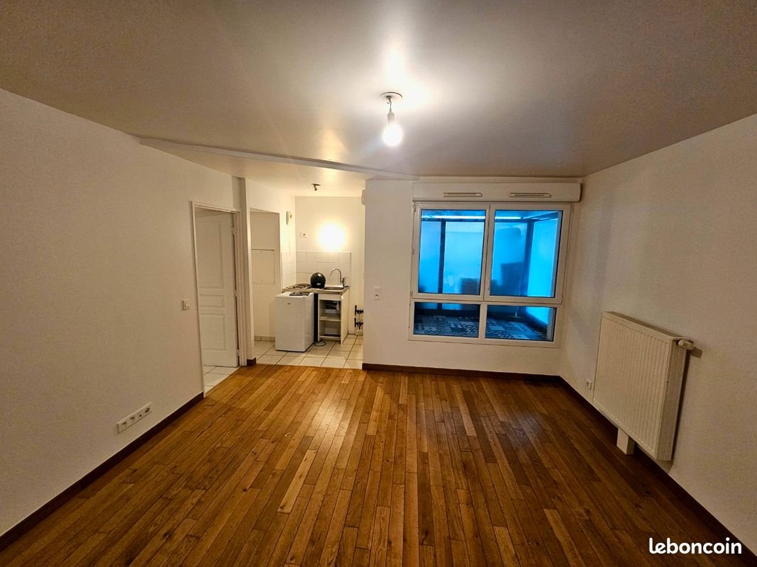 Appartement à louer, 26m², Bobigny