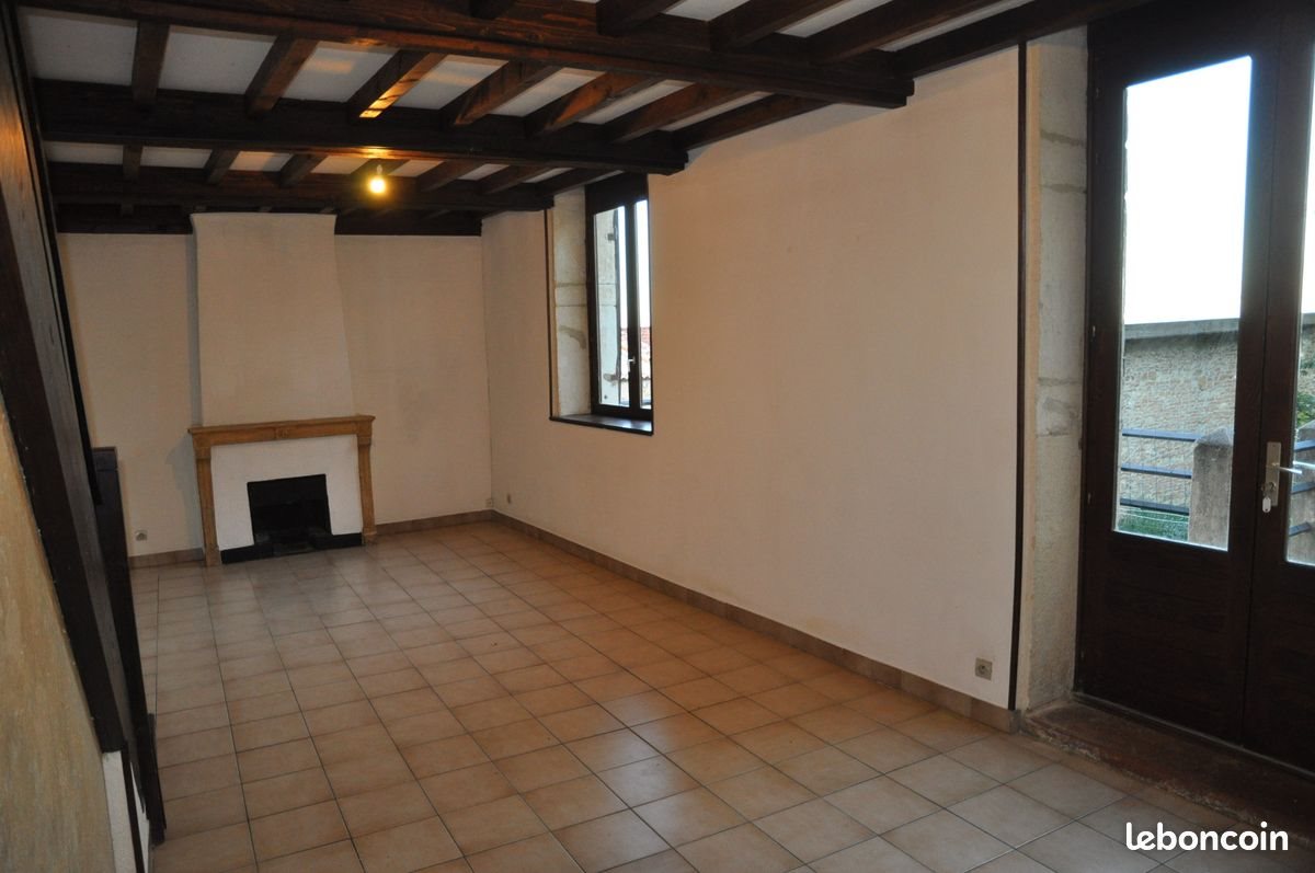 Maison à louer, 73m², Lachassagne