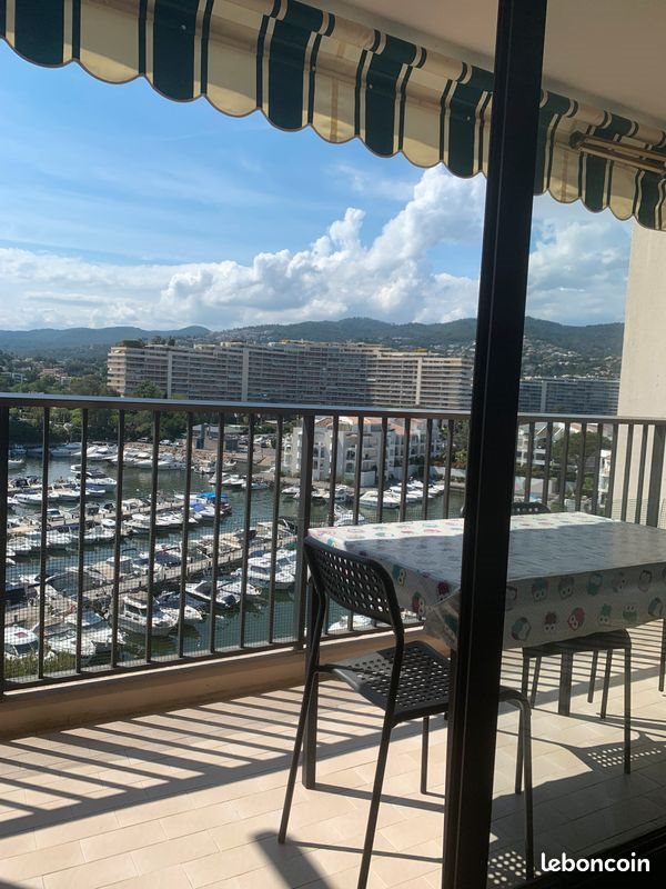 Appartement à louer, 30m², Mandelieu-la-Napoule