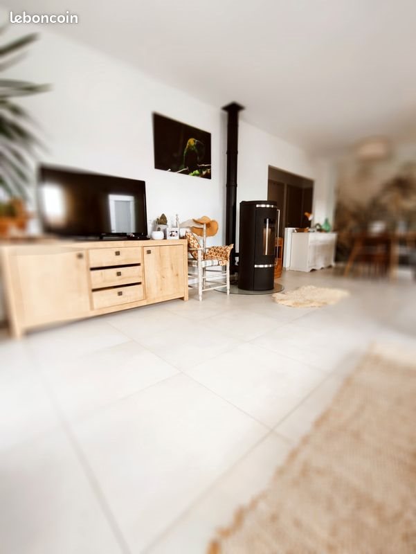 Maison à louer, 90m², Saint-Jean-de-Muzols