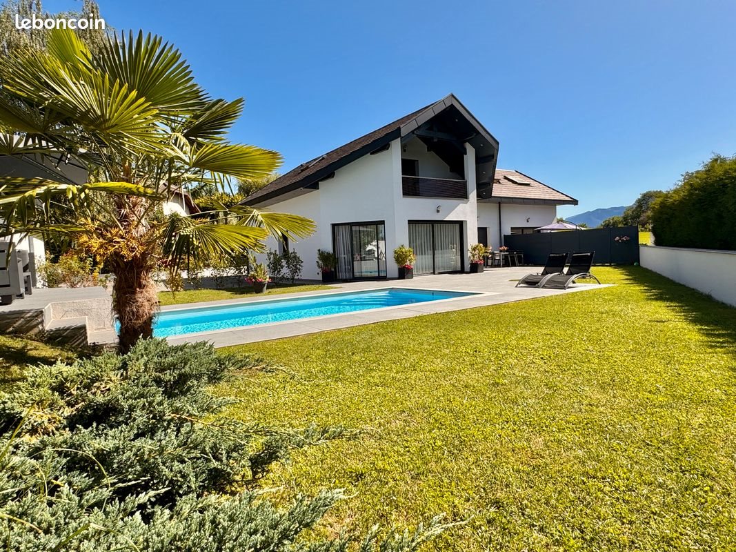 Maison à vendre, 240m², Chavanod