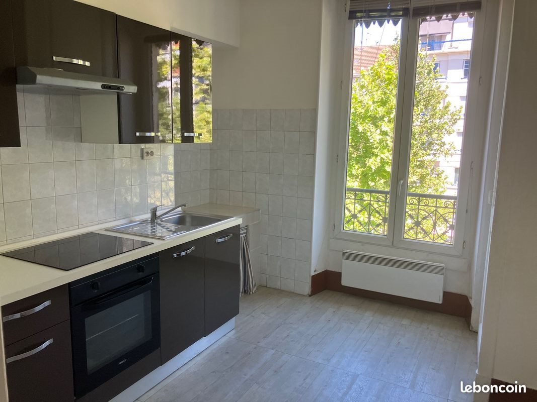 Appartement à louer, 36m², Grenoble