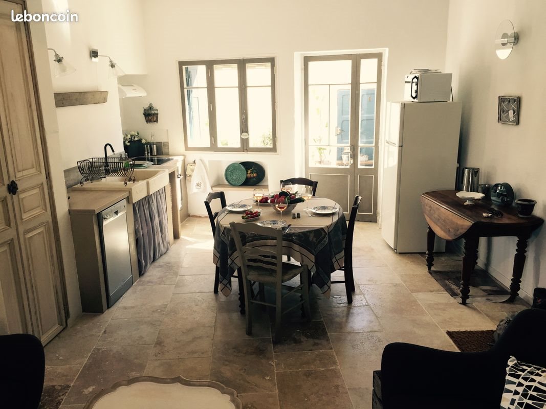 Maison à louer, 75m², Saint-Rémy-de-Provence