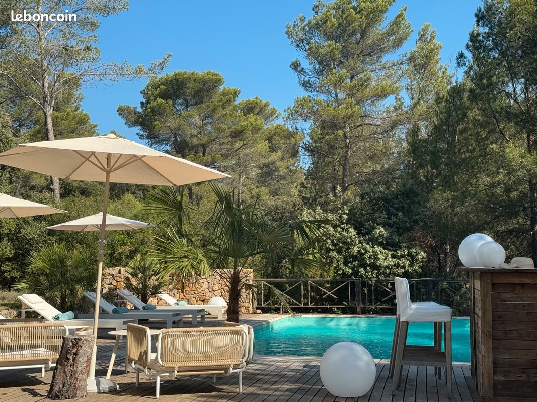 Appartement à louer, 25m², Saint-Marc-Jaumegarde