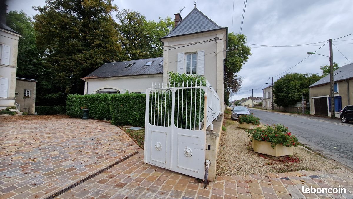 Appartement à louer, 90m², Henrichemont