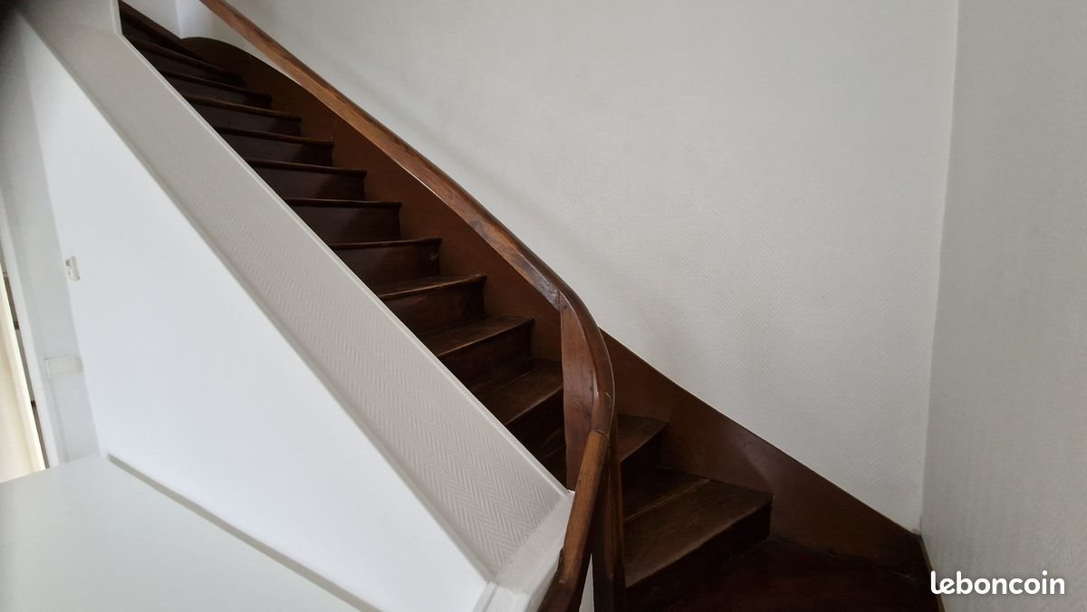 Appartement à louer, 90m², Henrichemont