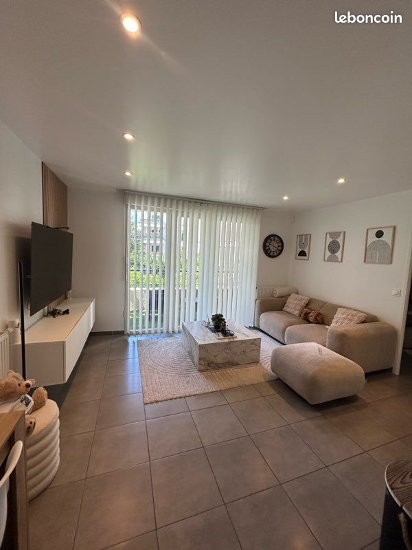Appartement à louer, 44m², Pontault-Combault