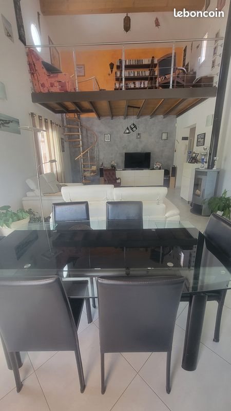 Maison à vendre, 160m², La Roquebrussanne