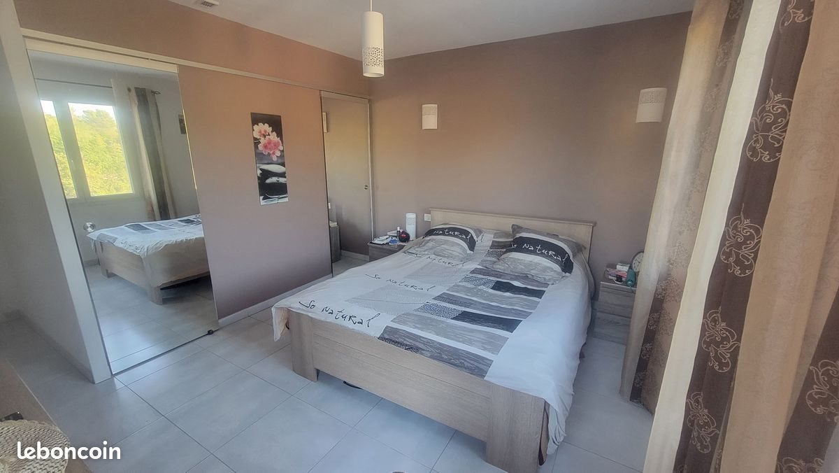 Maison à vendre, 160m², La Roquebrussanne
