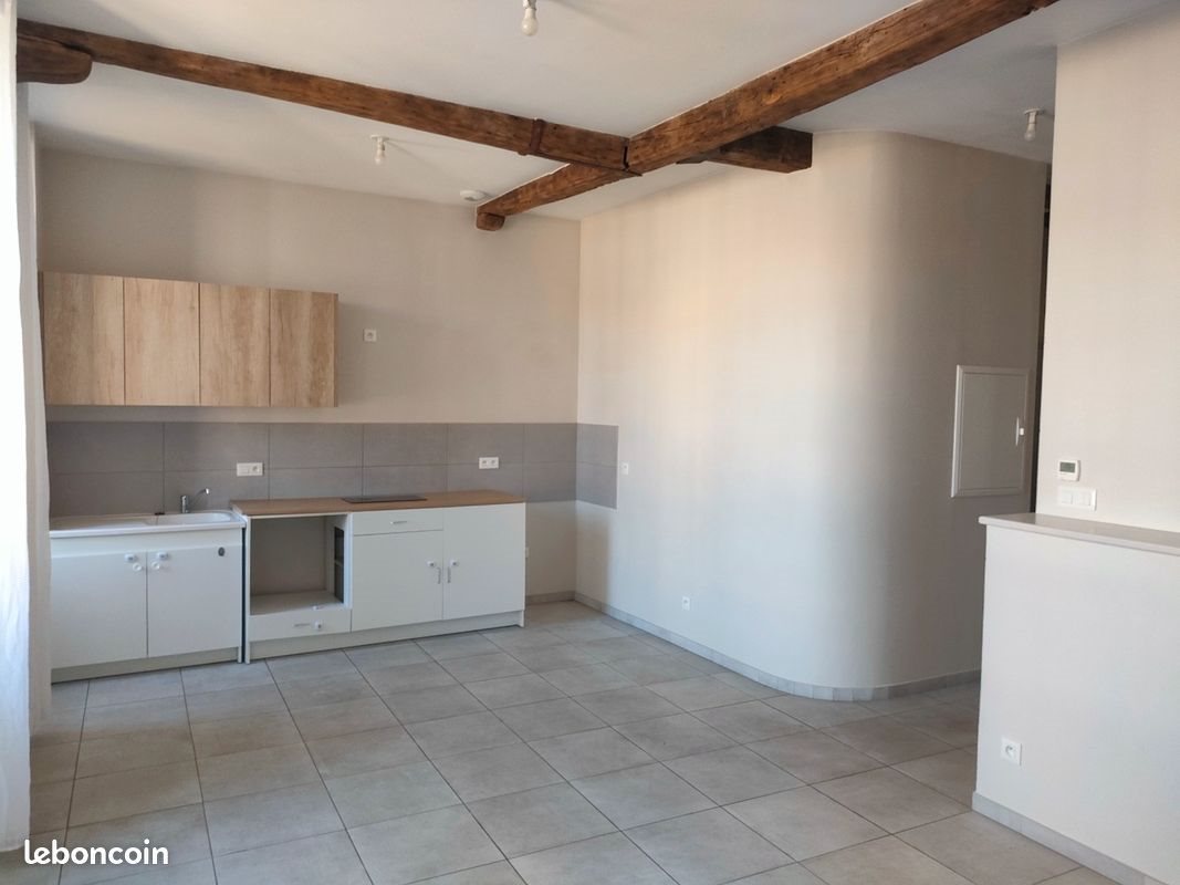 Appartement à louer, 57m², Saint-Symphorien-sur-Coise