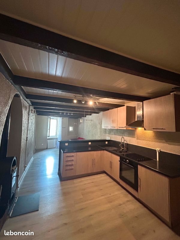 Maison à vendre, 75m², Brassac