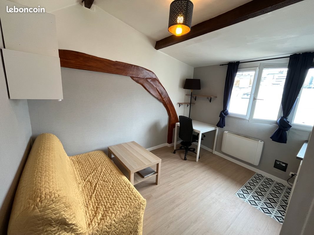 Appartement à louer, 15m², Versailles