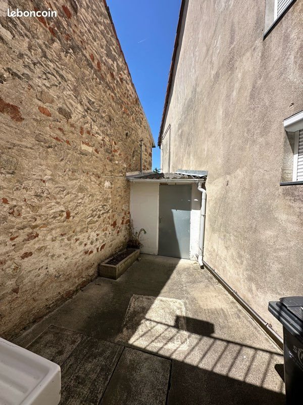 Maison à louer, 65m², Lathus-Saint-Rémy