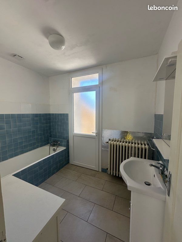 Maison à louer, 65m², Lathus-Saint-Rémy