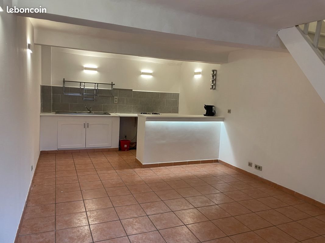 Appartement à louer, 52m², Carcès