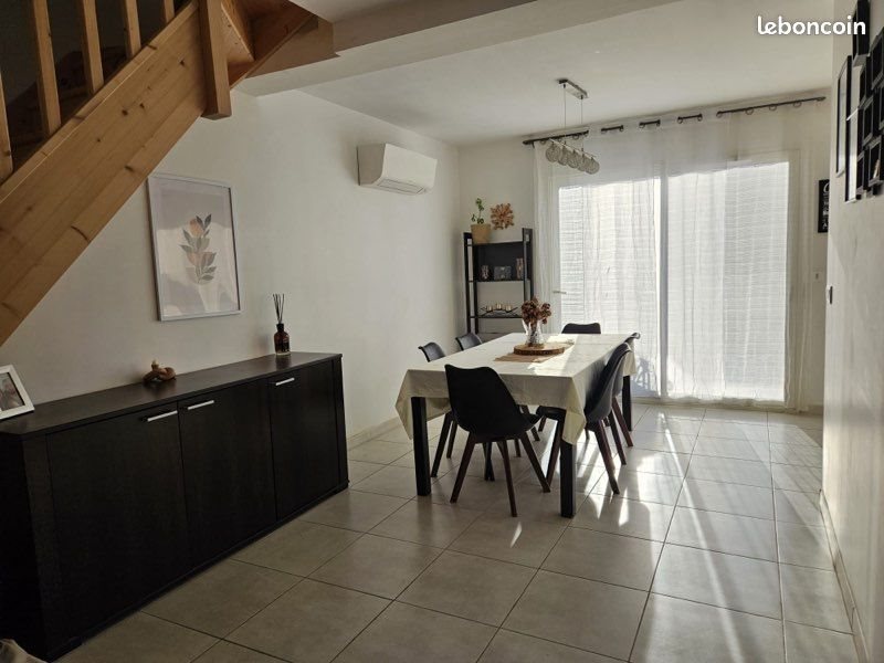 Maison à louer, 90m², Servian