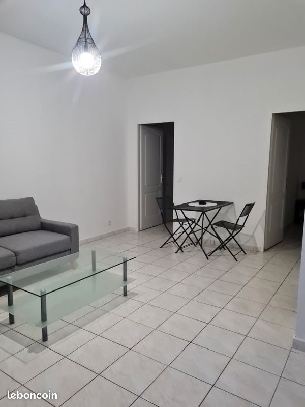 Appartement à louer, 50m², Saint-Florent