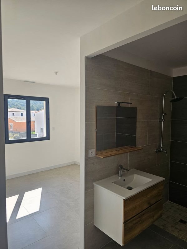 Maison à louer, 96m², Caveirac