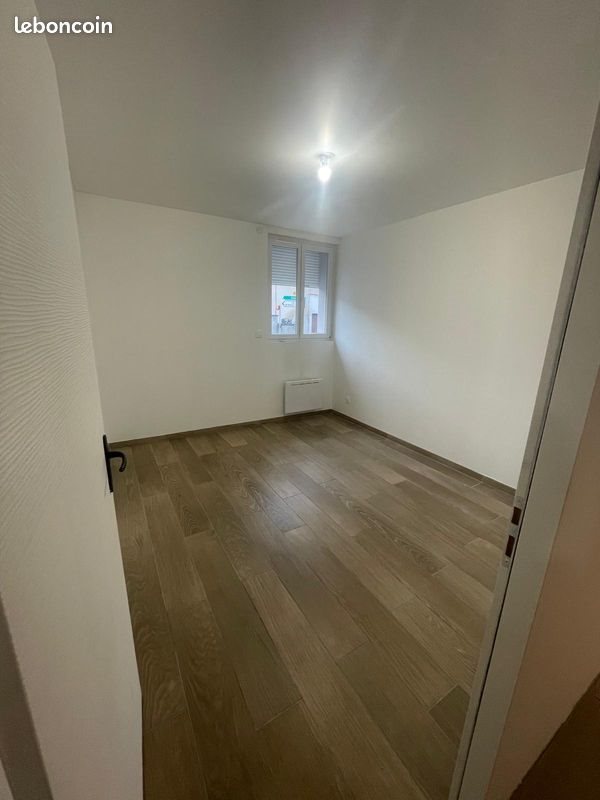 Appartement à louer, 100m², Les Eparres
