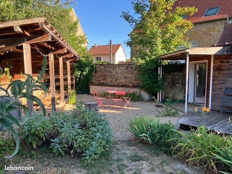 Maison à louer, 90m², Charolles