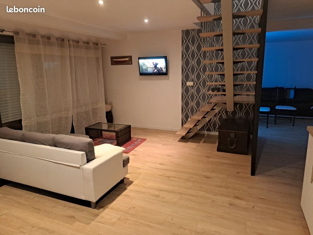Maison à louer, 100m², Le Sourn