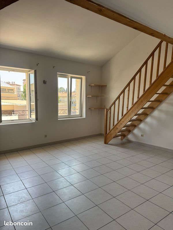 Appartement à louer, 53m², Alès