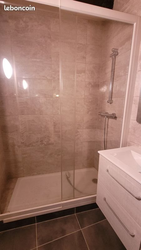 Appartement à louer, 68m², Fay-sur-Lignon