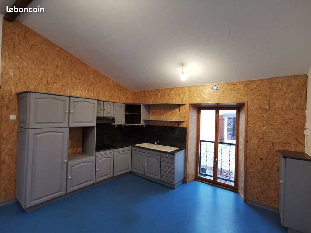 Maison à louer, 95m², Châtel-Guyon