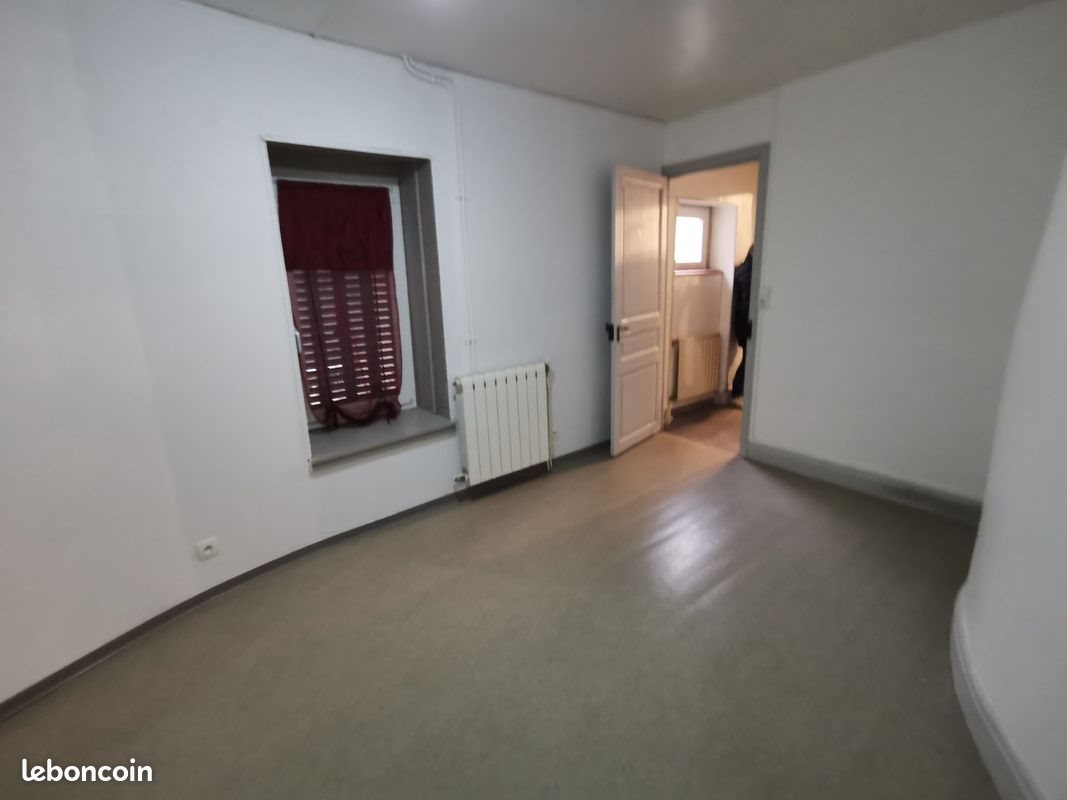 Maison à louer, 95m², Châtel-Guyon