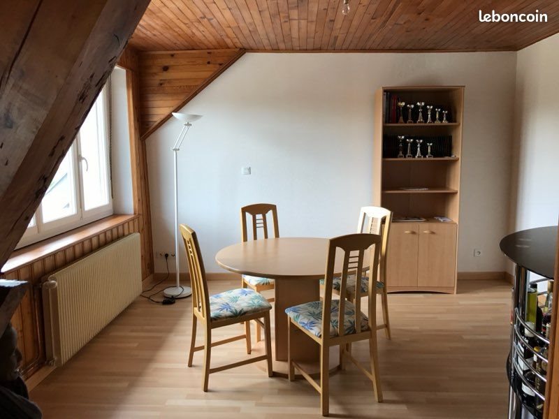 Appartement à louer, 81m², Pont-de-Roide