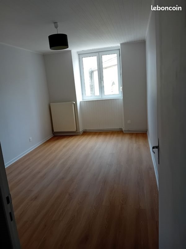 Appartement à louer, 70m², Saint-Genest-Malifaux