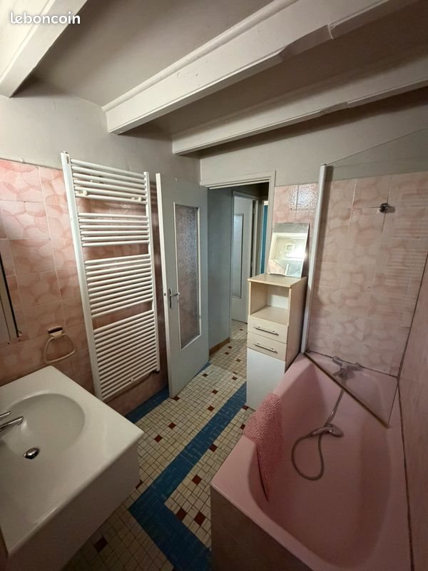 Maison à louer, 95m², Descartes