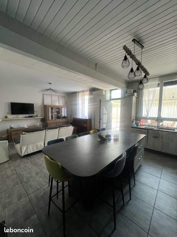 Appartement à louer, 110m², La Brillanne