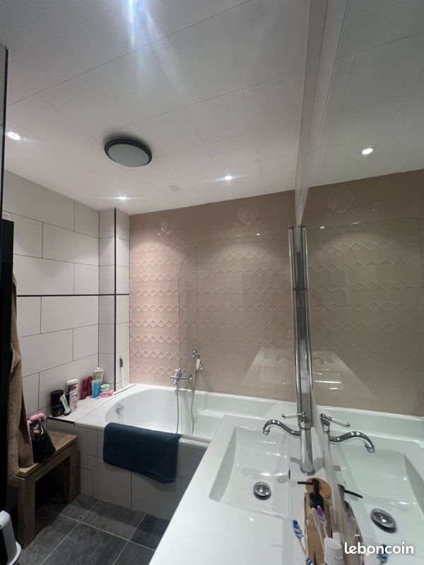 Appartement à louer, 110m², La Brillanne