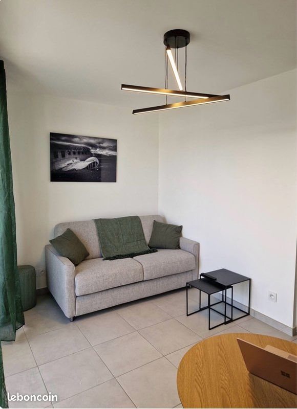 Appartement à louer, 24m², Vénissieux