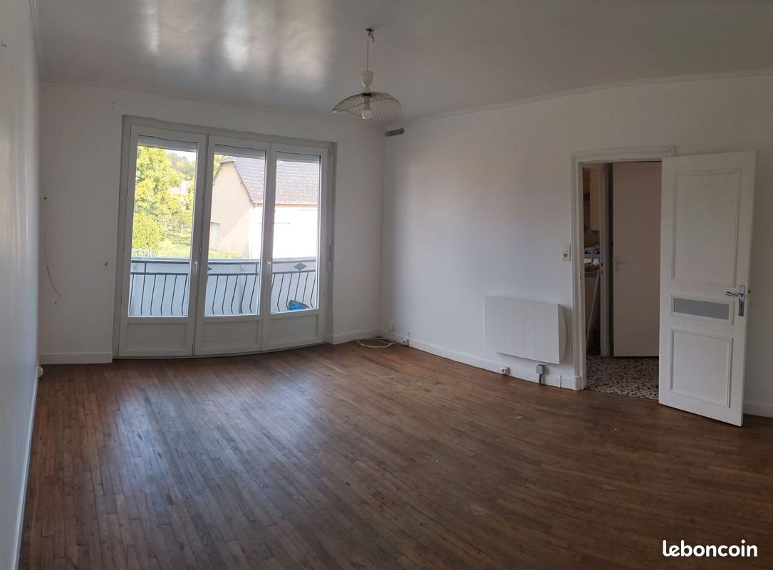 Appartement à louer, 60m², Varetz