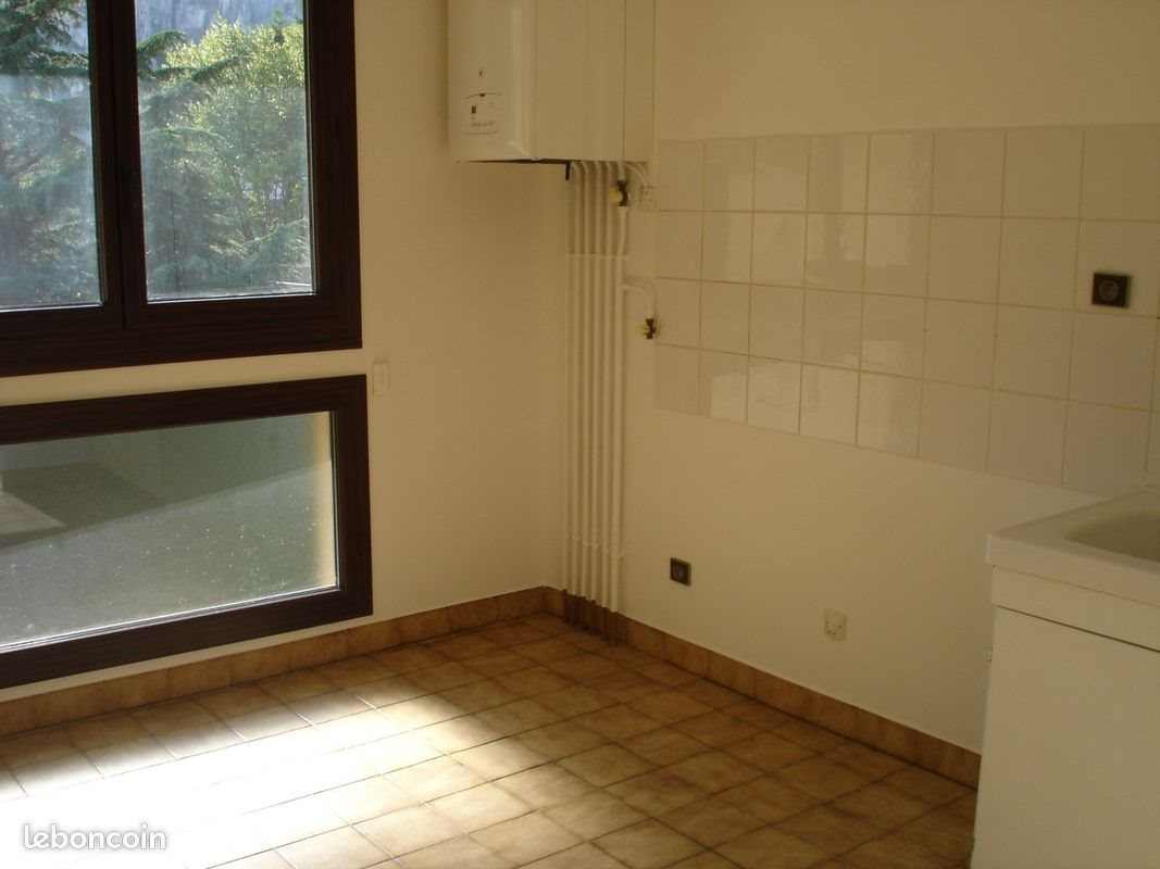 Appartement à louer, 40m², Fontaine