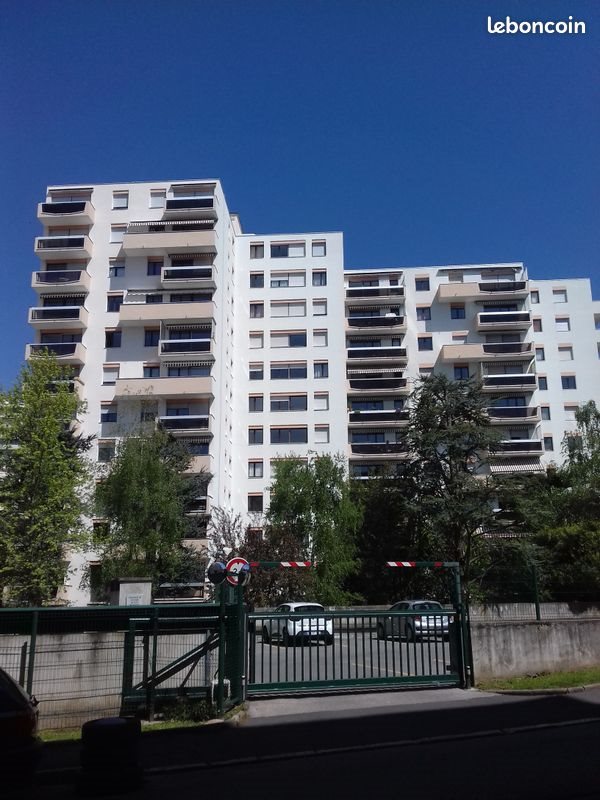 Appartement à louer, 26m², Saint-Etienne
