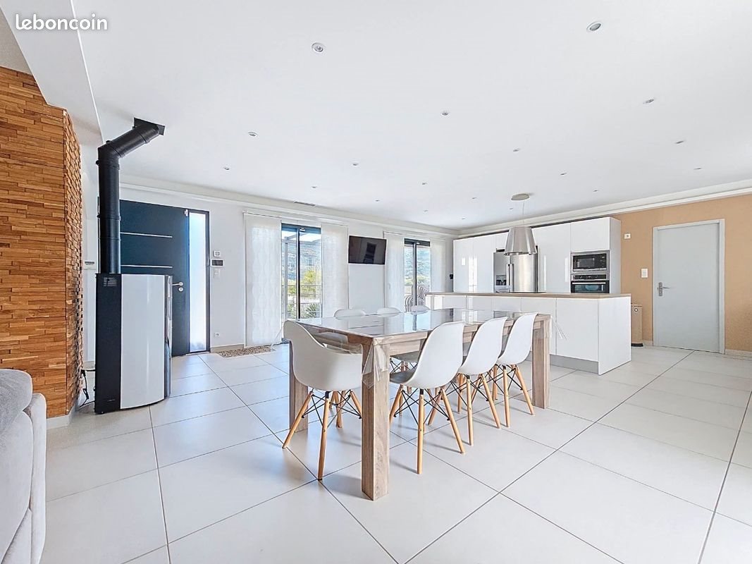 Maison à vendre, 140m², La Tour-sur-Orb