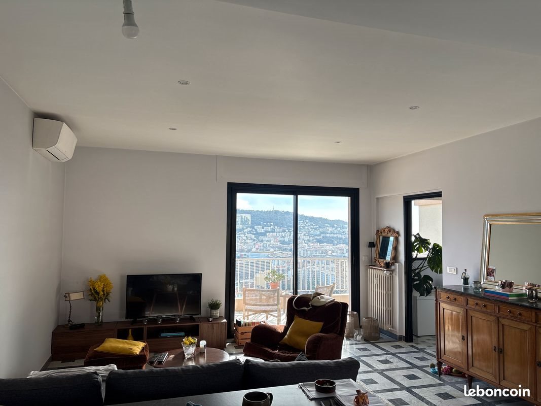 Appartement à louer, 72m², Nice