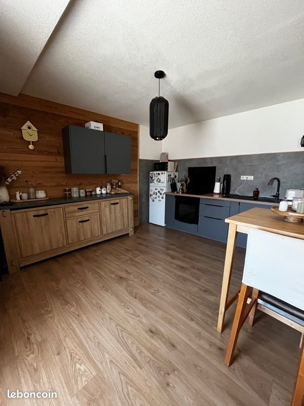 Appartement à louer, 83m², Frasne