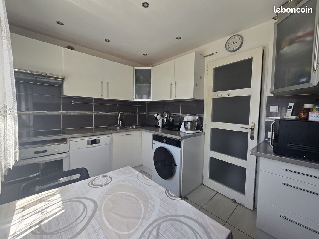 Appartement à vendre, 68m², Vénissieux