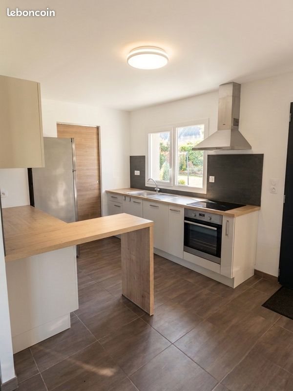 Maison à louer, 104m², Plestin-les-Grèves