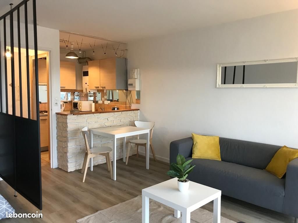 Appartement à louer, 32m², Tours