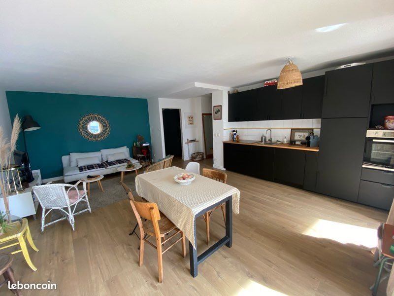 Appartement à louer, 68m², Bordeaux