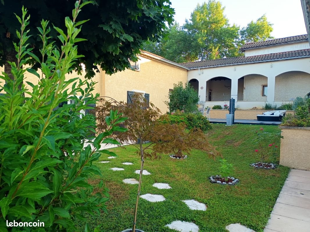 Maison à vendre, 458m², Saint-Etienne-sur-Chalaronne