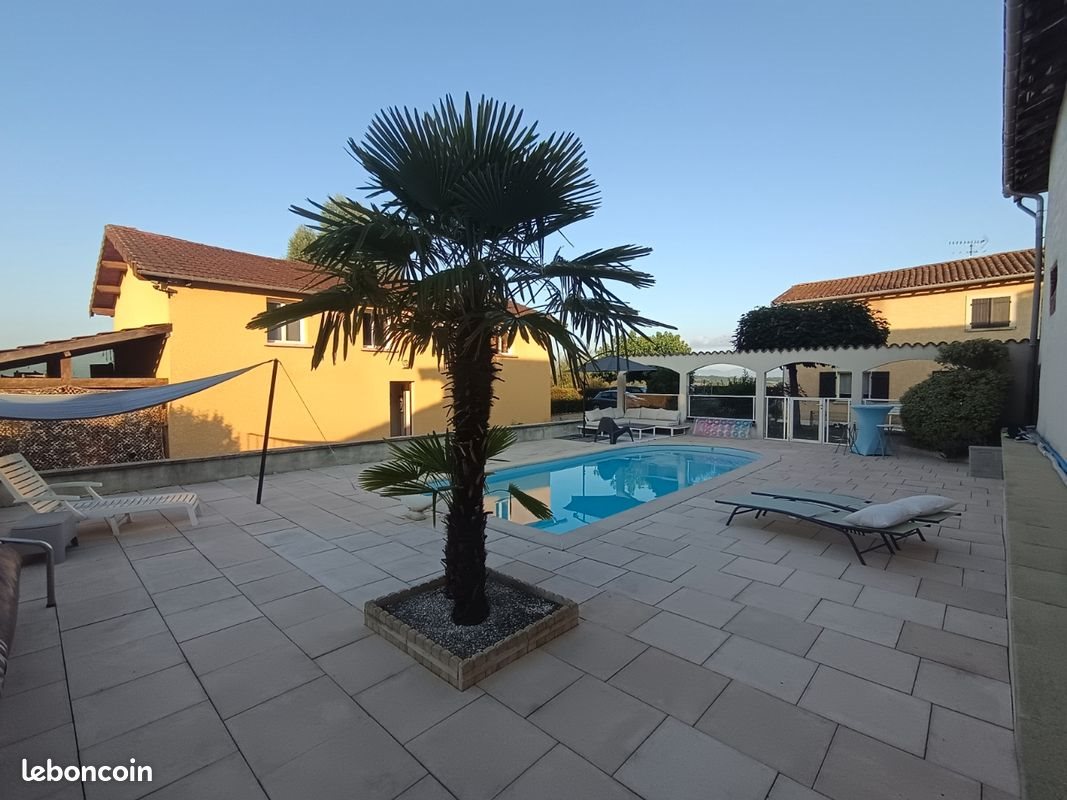 Maison à vendre, 458m², Saint-Etienne-sur-Chalaronne