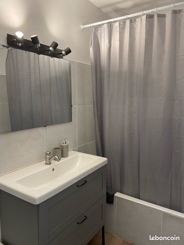 Appartement à louer, 20m², Roquebrune-sur-Argens